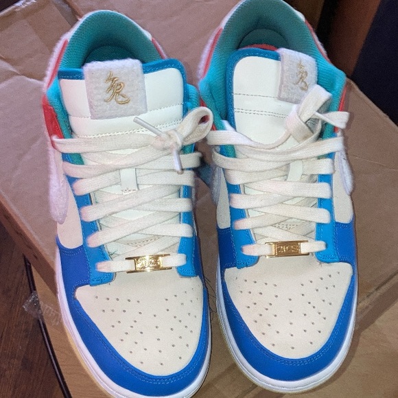 Nike Dunk Low Retro PRM
Year of the Rabbit Blue Orange Cream - Picture 3 of 4